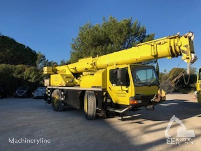 Liebherr LTM 1030-2 移動式クレーン