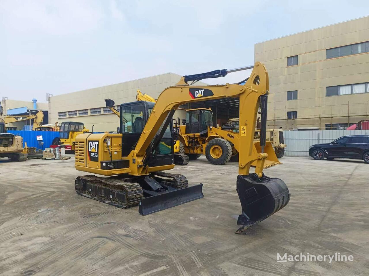 Caterpillar 305.5E2 クローラーショベル