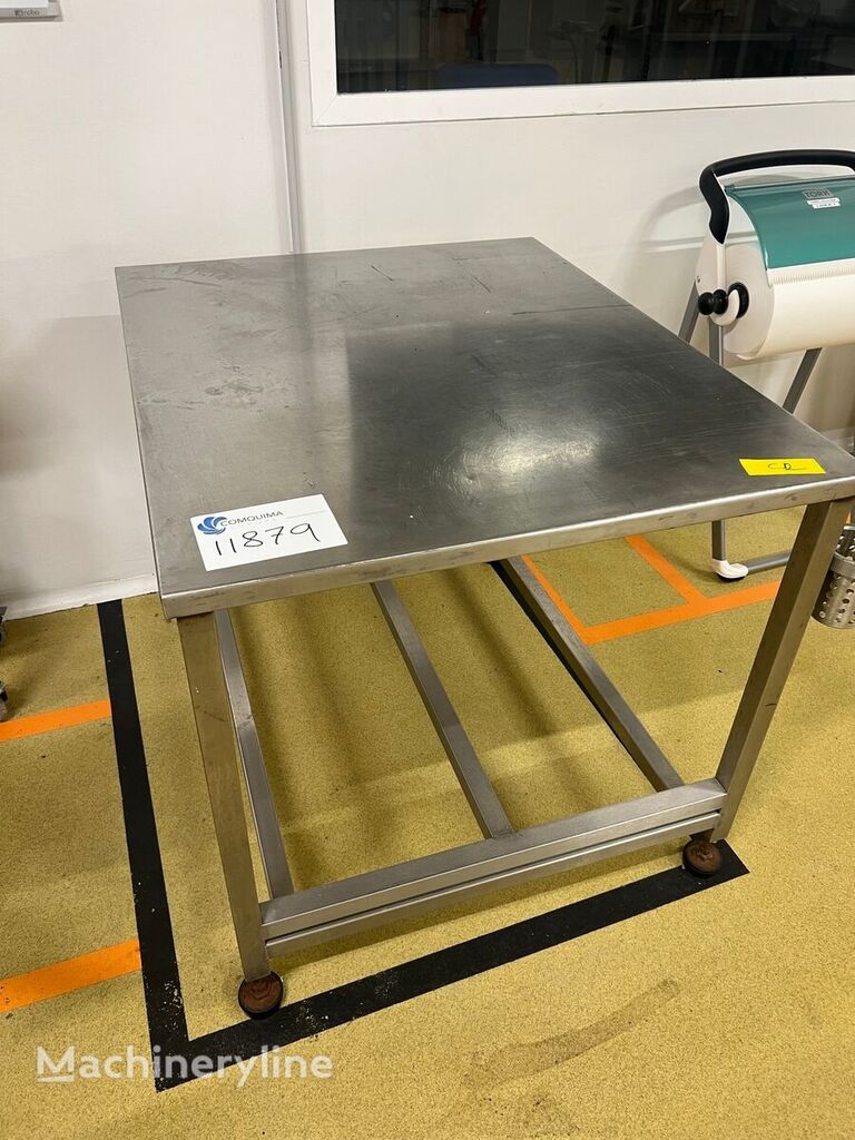 INOXIDABLE 製造テーブル